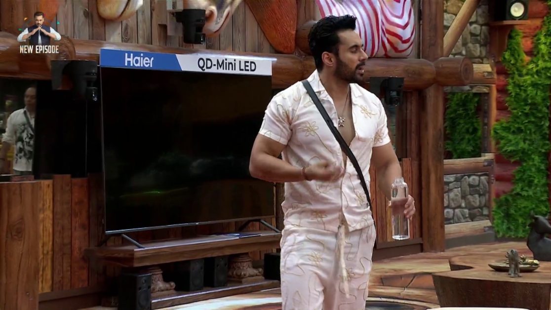 Bigg Boss House Is Making Every Fight Look Epic in Mini LED TV