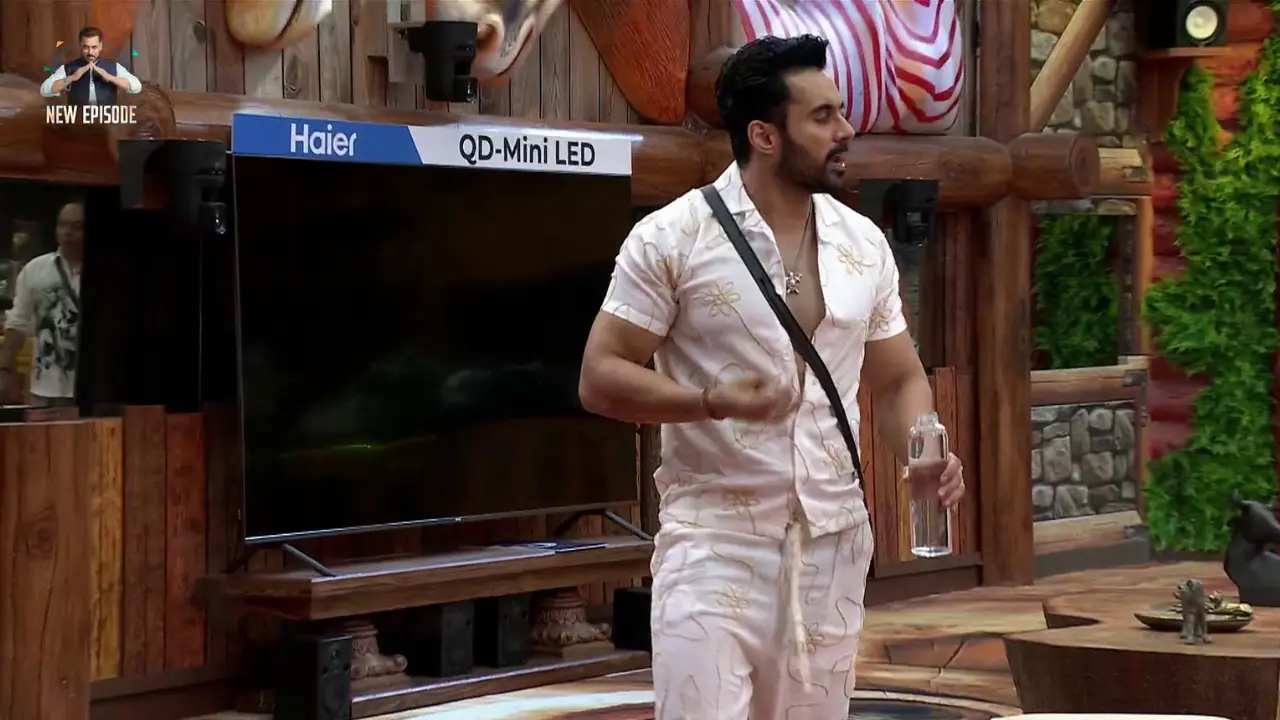 Bigg Boss House Is Making Every Fight Look Epic in Mini LED TV