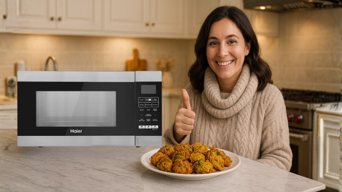 Secret to Reheating Pakoras Without Losing Crunch